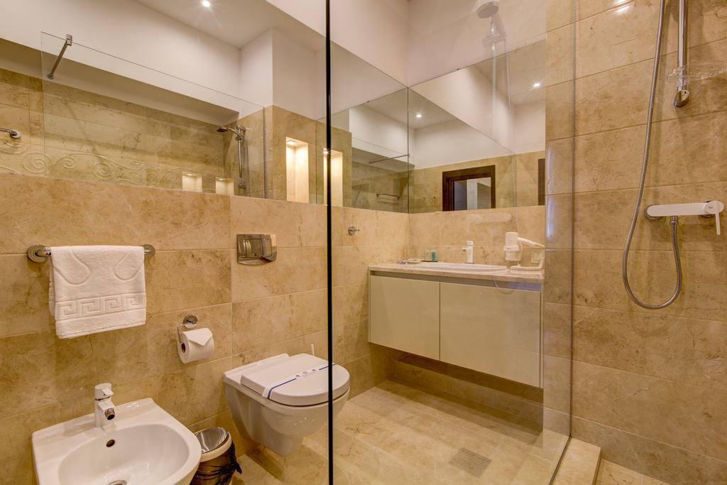 Khan-Chinar Hotel Dnipro Eksteriør billede