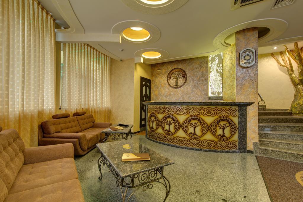 Khan-Chinar Hotel Dnipro Eksteriør billede