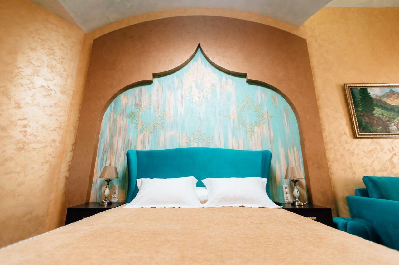 Khan-Chinar Hotel Dnipro Eksteriør billede